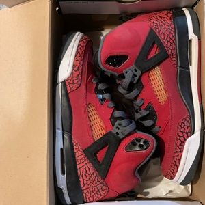 Jordan 5 Retro Spizikes GS “Toro Bravo”